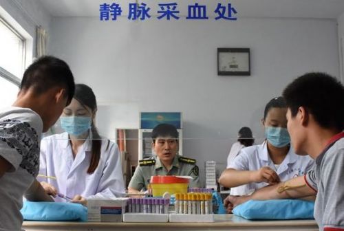 总算明白了！为什么抽血要空腹？喝了水算不算空腹？