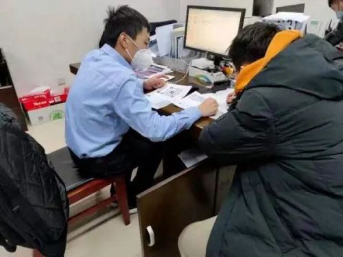 市场上每天都有不低于3亿元现货，买不到新冠抗原试剂的背后到底是谁在捣鬼？ ...
