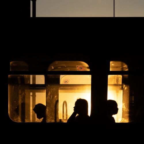 官方鼓励开设夜“夜间门诊”、“周末门诊”、“节假日门诊”，满足就诊需求 ...