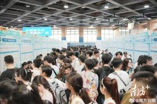 机会来了！多地医疗事业编打破35岁门槛